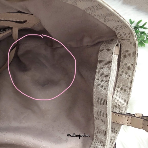 💕EUC Michael Kors Signature Tote Bag - Picture 7 of 8